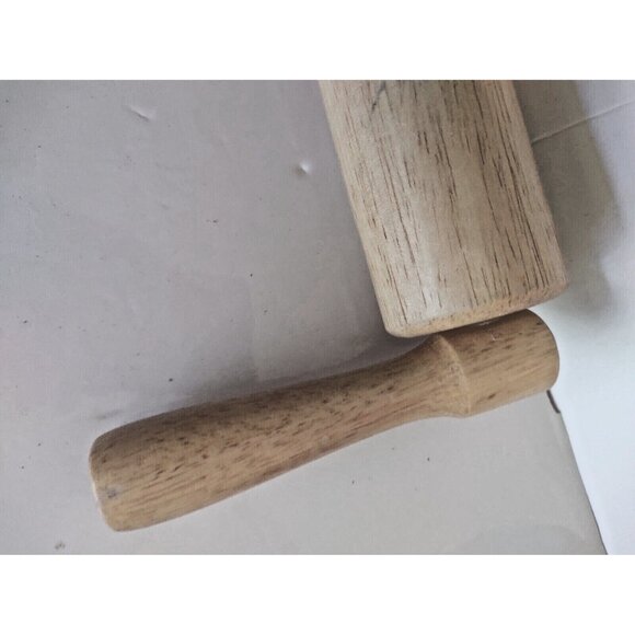 Angled 90 degree Wooden Handles Hardwood Rolling Pin 11 1/2" x 9" roll surface - Picture 2 of 8
